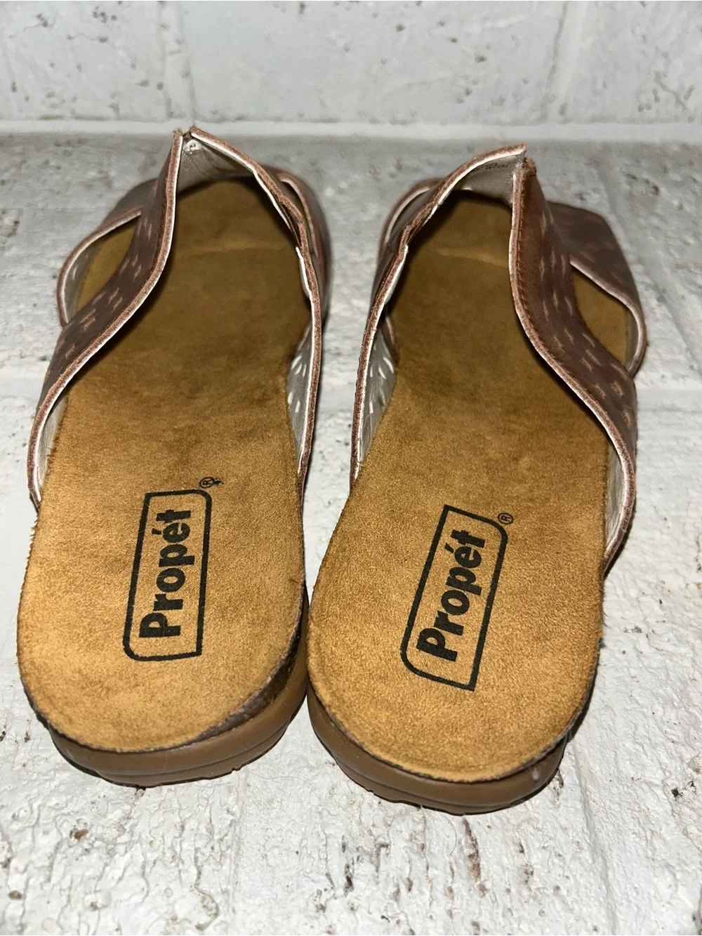 Propet Fionna Sz 10 Brown Perforated Leather Slide Sandals
